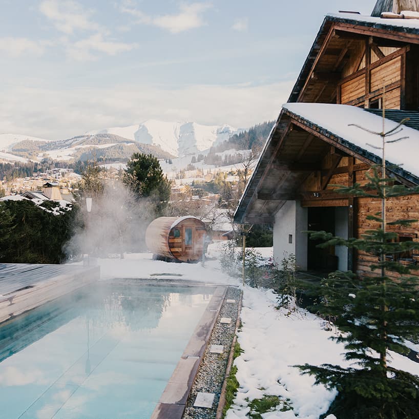 Luxury Explorer