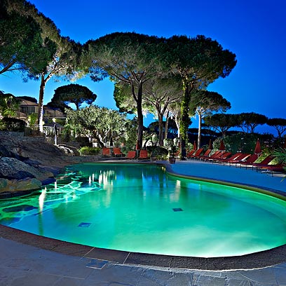 Luxury Villas Saint Tropez - 5-Star Villa St-Tropez - LE Review